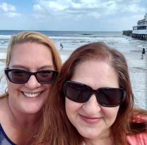 Meet your Posher, Dina